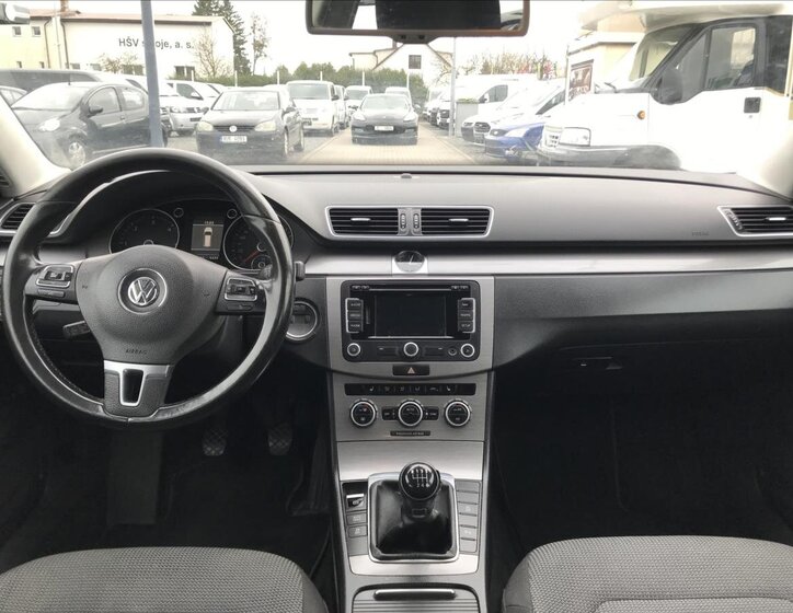 Volkswagen Passat Kombi 2,0 l 103 kw