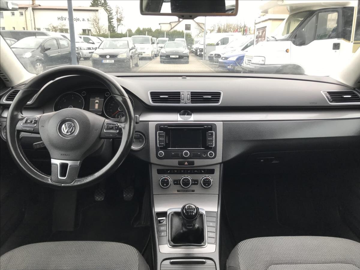 Volkswagen Passat Kombi 2,0 l 103 kw