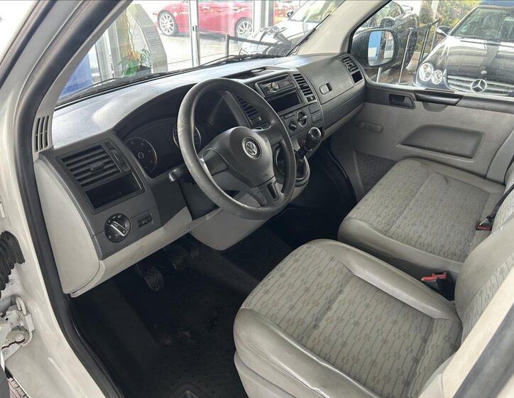 Volkswagen Transporter 8