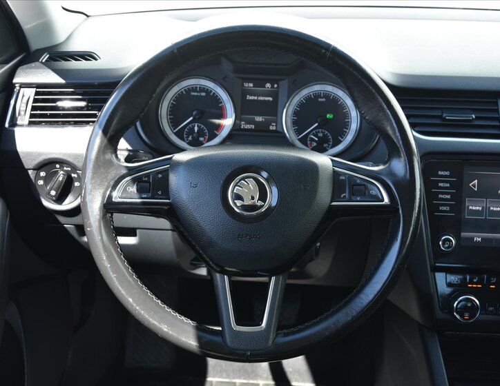 Škoda Octavia Liftback 1,8 l 132 kw