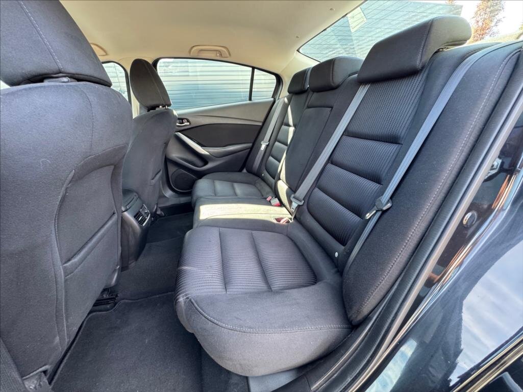 Mazda 6 Sedan / Limuzína 2,0 l 107 kw