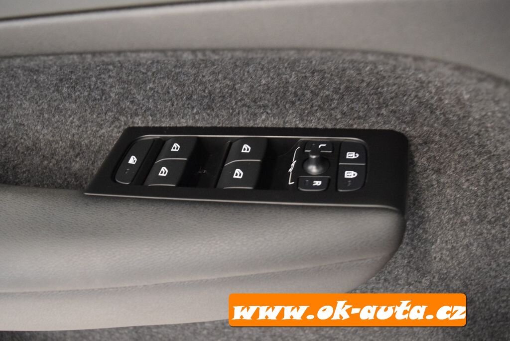 Volvo XC40 SUV 0,0 120 kw