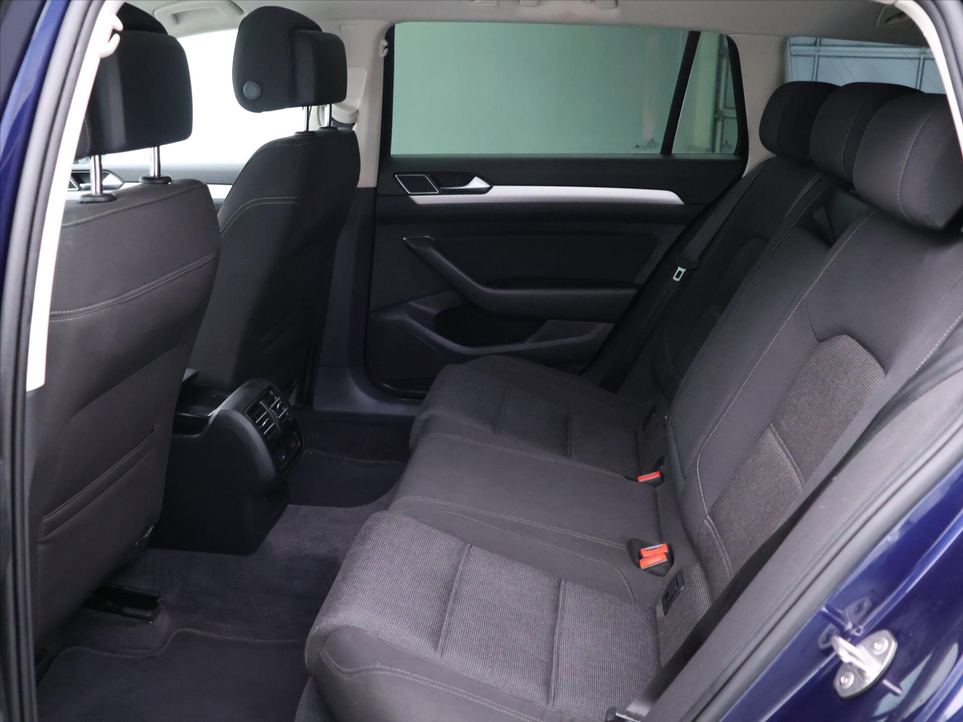 Volkswagen Passat Kombi 2,0 l 110 kw