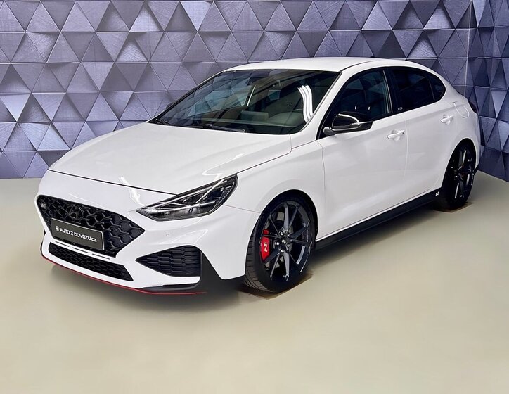 Hyundai i30 Hatchback 2,0 l 206 kw