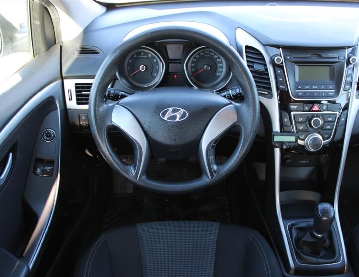 Hyundai i30 Hatchback 1,4 l 73 kw