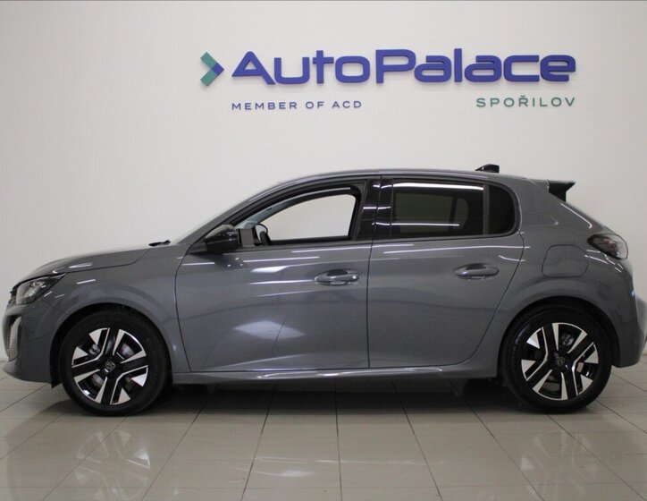 Peugeot 208 Hatchback 1,2 l 81 kw