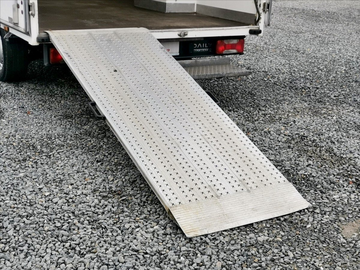 Iveco Daily Skříň 2,3 l 100 kw