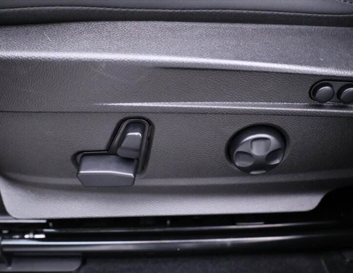 Alfa Romeo Stelvio SUV / Terénní 2,9 l 375 kw