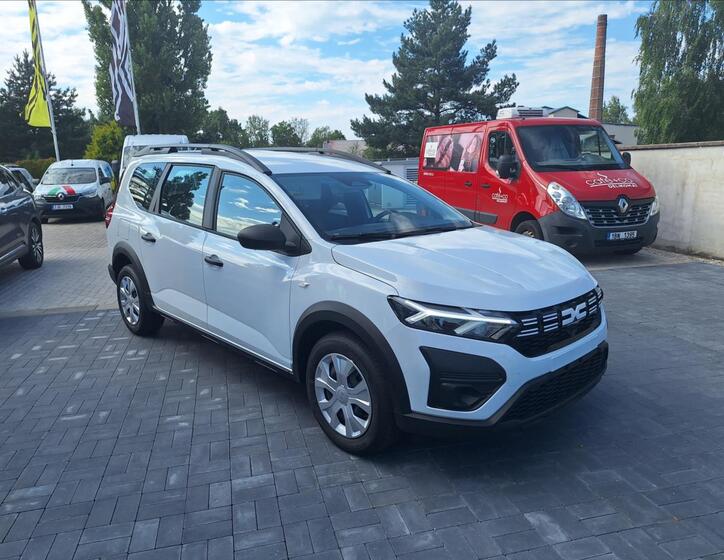 Dacia Jogger 7