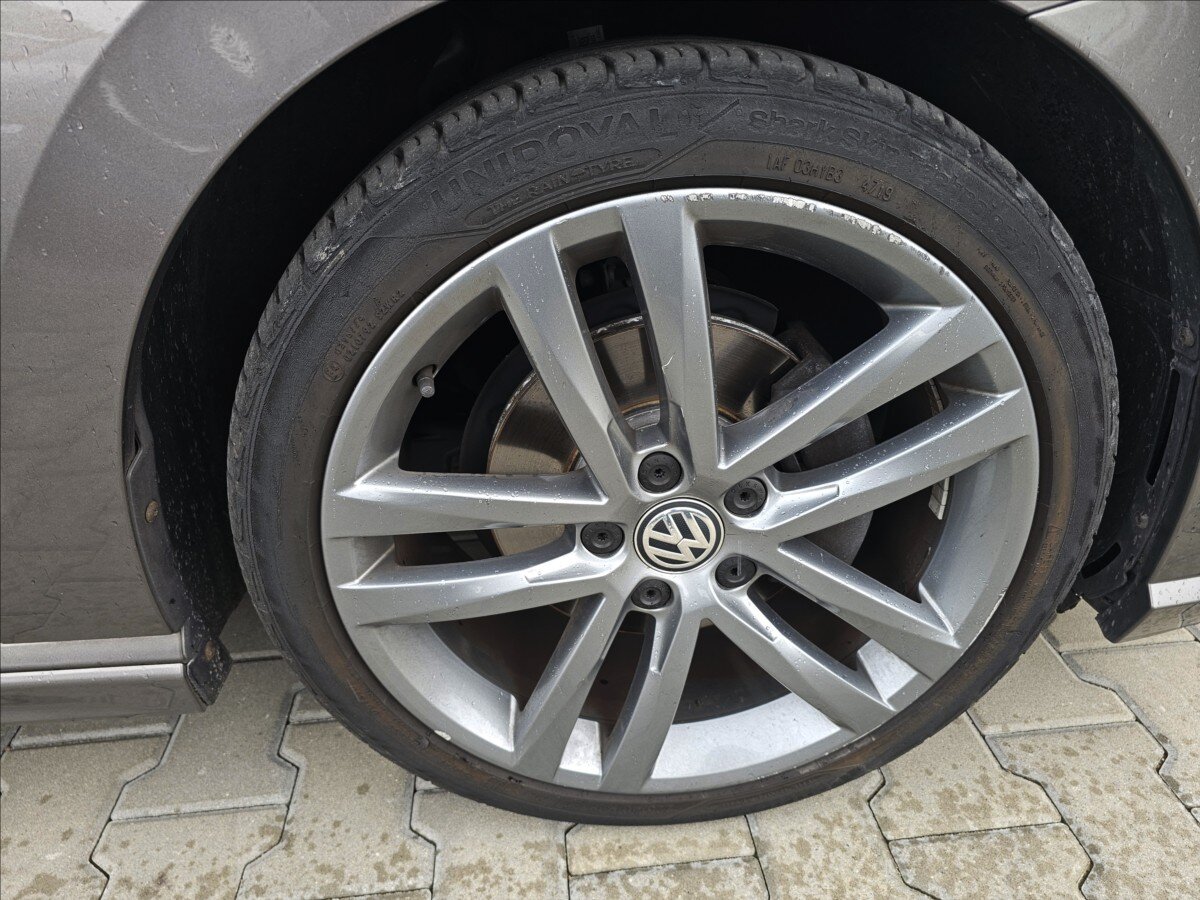 Volkswagen Golf Sportsvan Kombi 1,4 l 110 kw