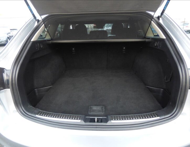 Mazda 6 Kombi 2,0 l 121 kw