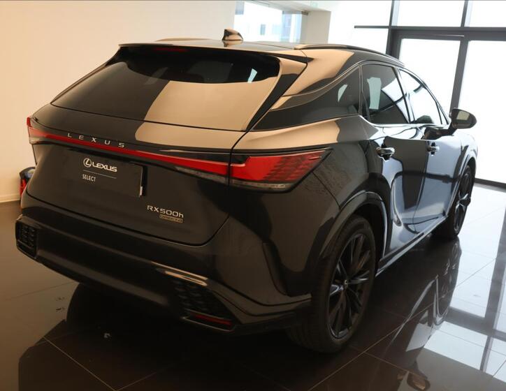 Lexus RX 500h 8