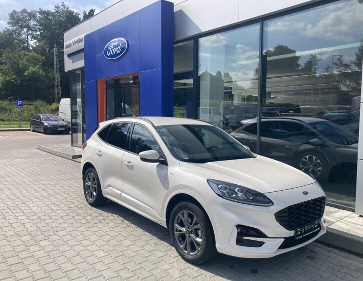 Ford Kuga 1