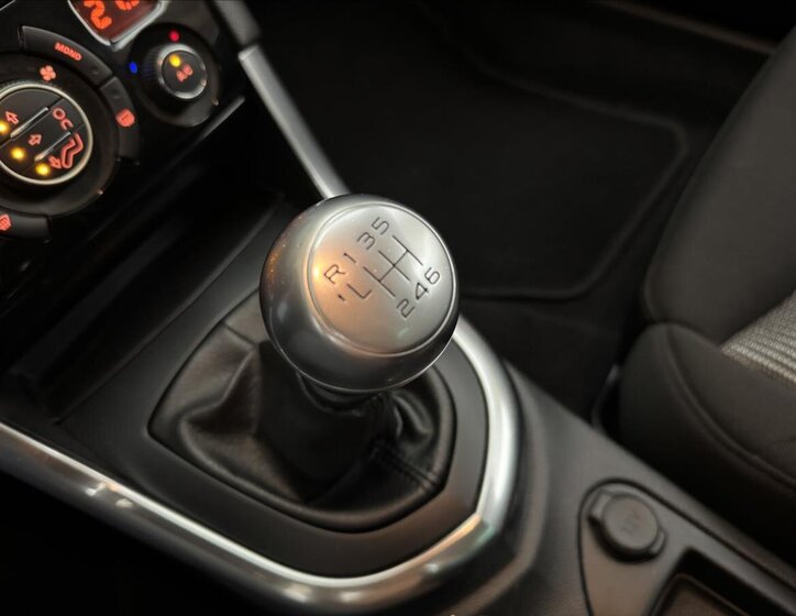 Peugeot 308 Kabriolet 1,6 l 82 kw