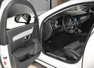 Volvo V90 11