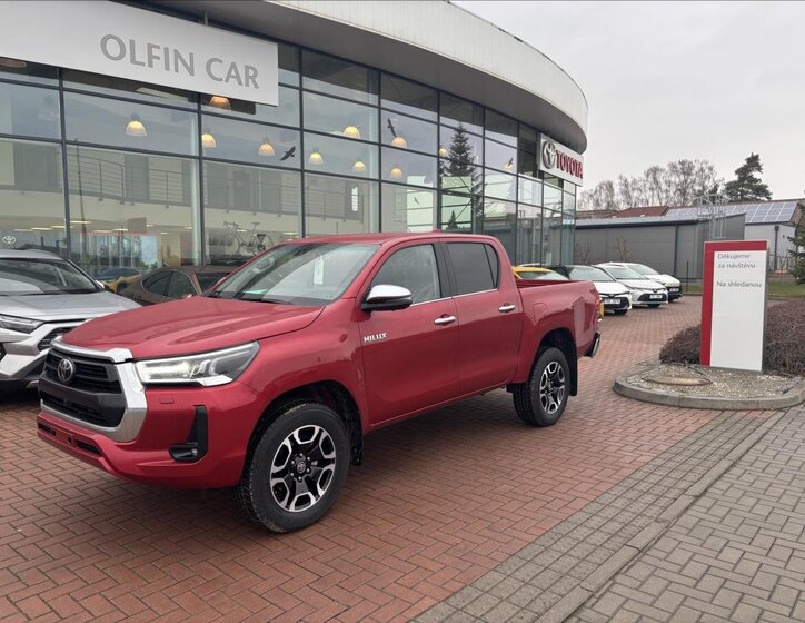 Toyota Hilux Pick-up 2,8 l 150 kw