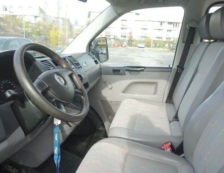 Volkswagen Transporter 16