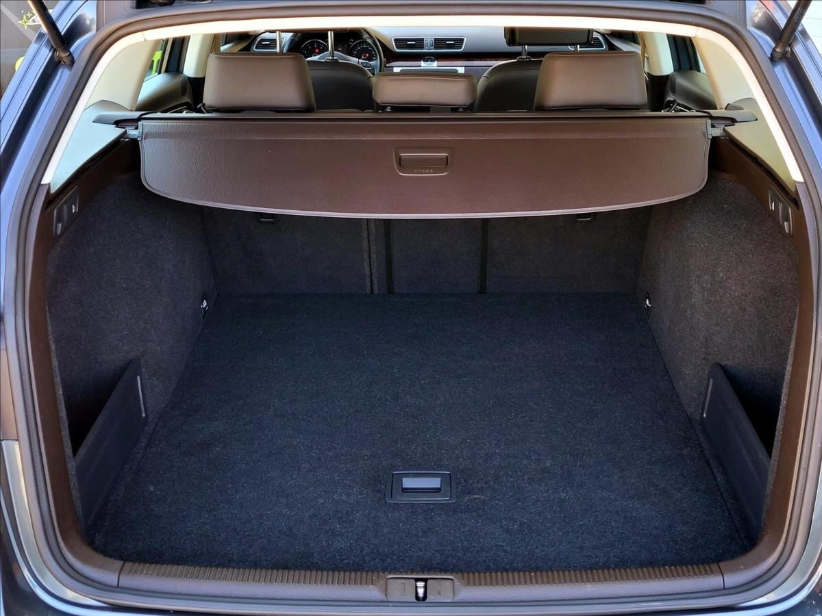 Volkswagen Passat Kombi 1,4 l 90 kw