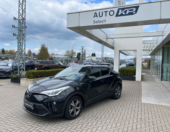 Toyota C-HR SUV / Terénní 1,8 l 72 kw