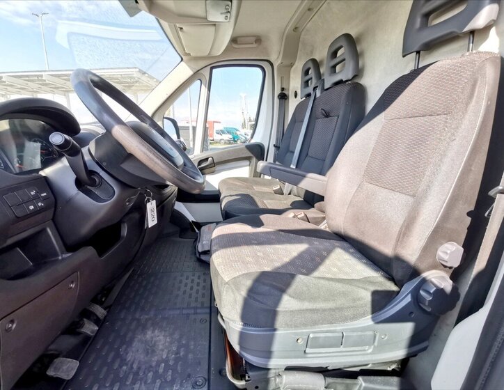 Peugeot Boxer Skříň 2,2 l 110 kw