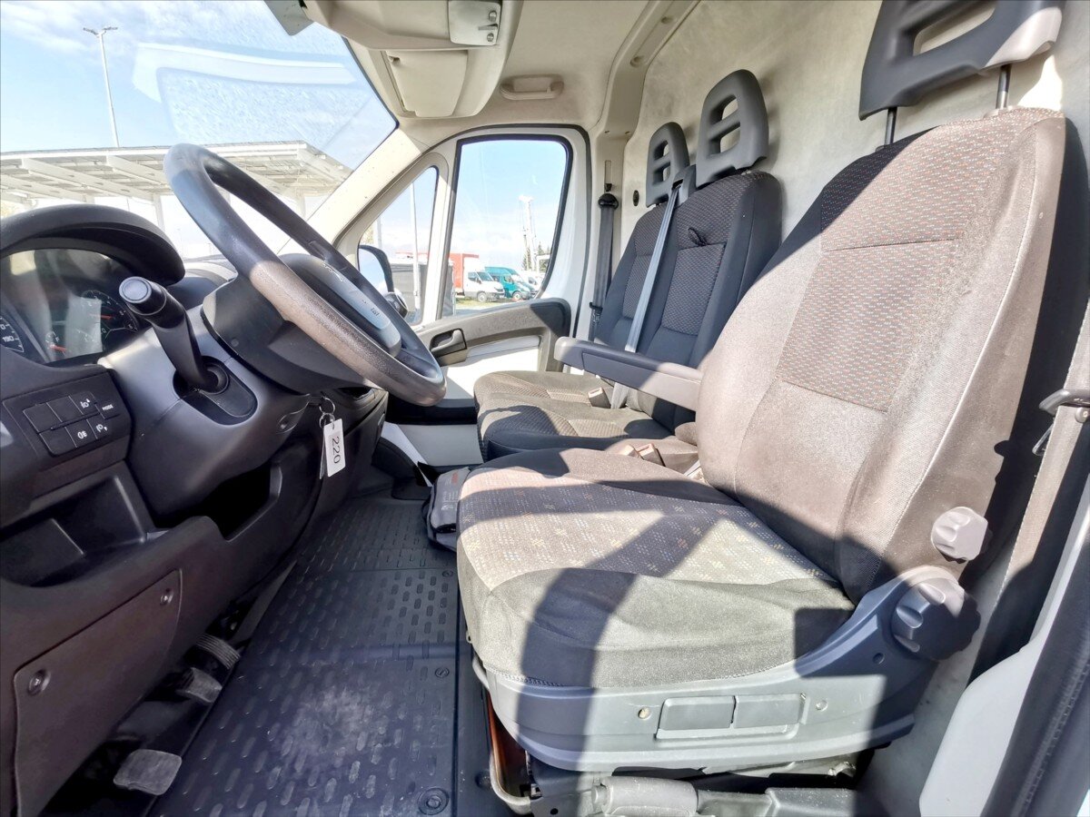 Peugeot Boxer Skříň 2,2 l 110 kw