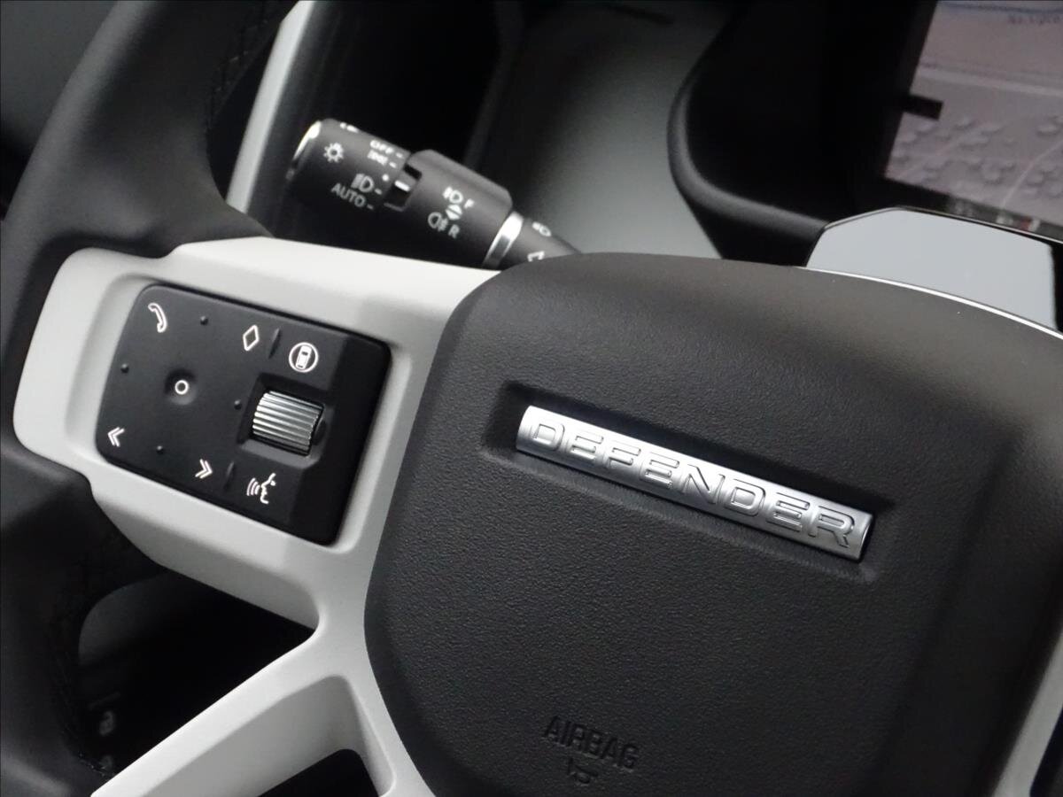 Land Rover Defender SUV 5,0 l 313 kw