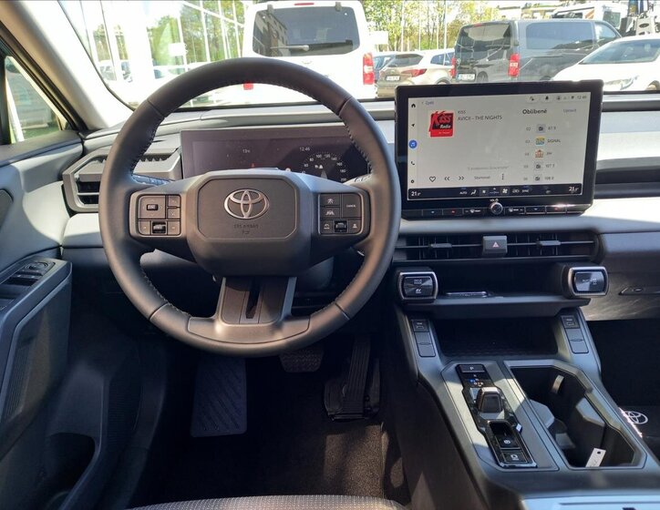 Toyota RAV4 SUV / Terénní 2,5 l 136 kw