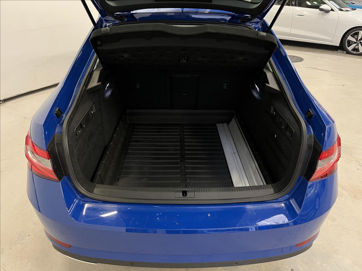 Škoda Superb Liftback 2,0 l 206 kw