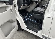 Volkswagen Transporter Kombi 2,0 l 62 kw