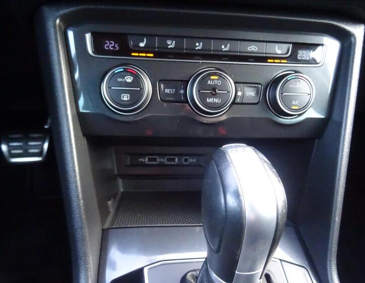 Volkswagen Tiguan 29