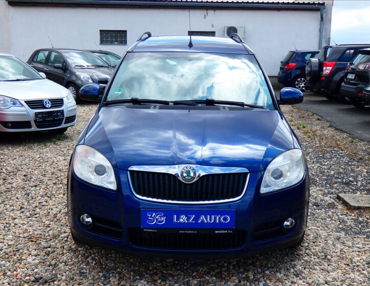 Škoda Roomster 2