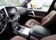 Toyota Land Cruiser 24