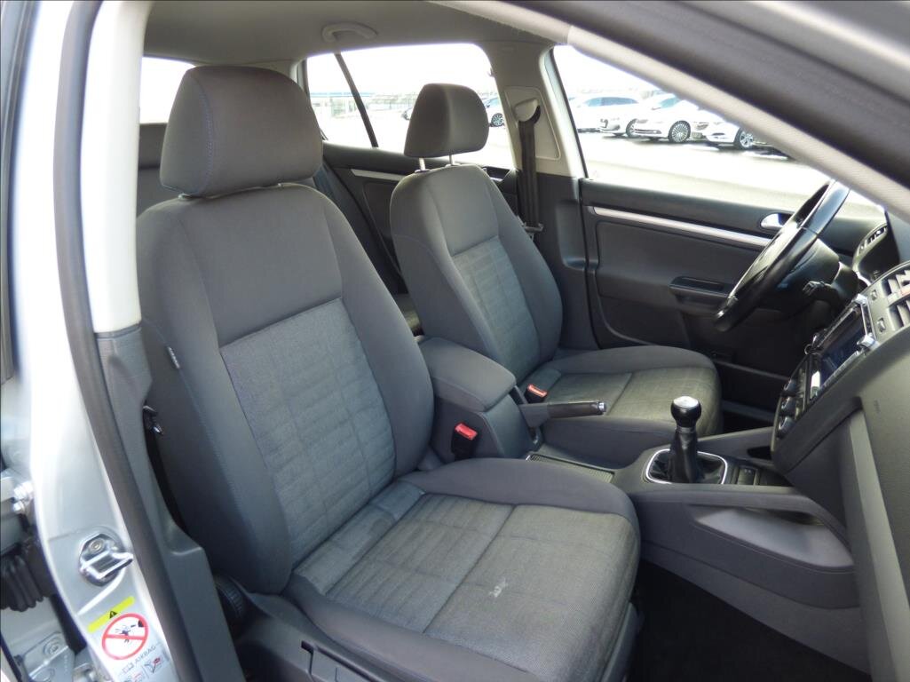 Volkswagen Golf Hatchback 1,6 l 75 kw