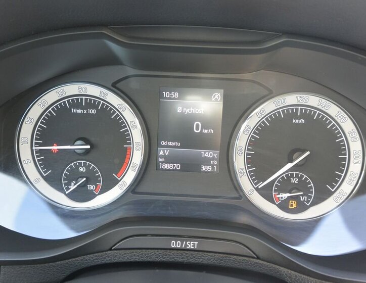 Škoda Karoq SUV / Terénní 2,0 l 110 kw