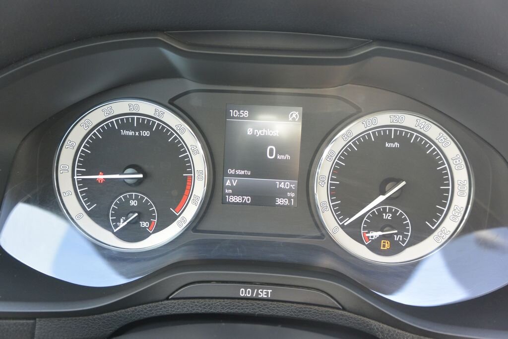 Škoda Karoq SUV / Terénní 2,0 l 110 kw