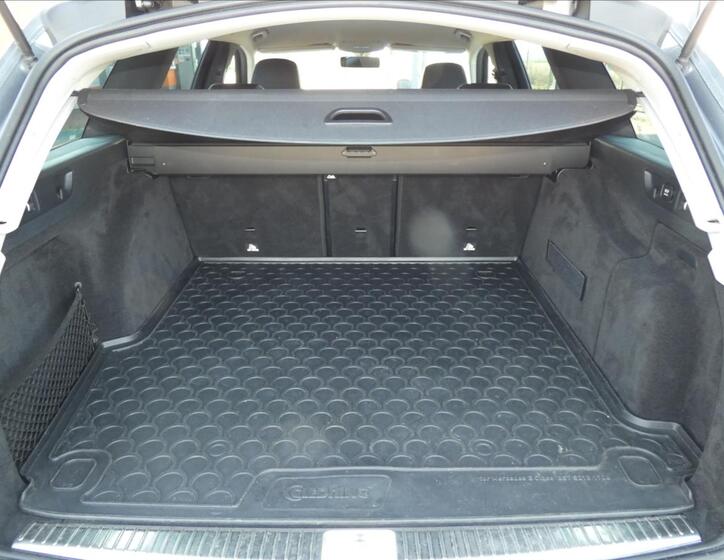 Mercedes-Benz Třídy E 16