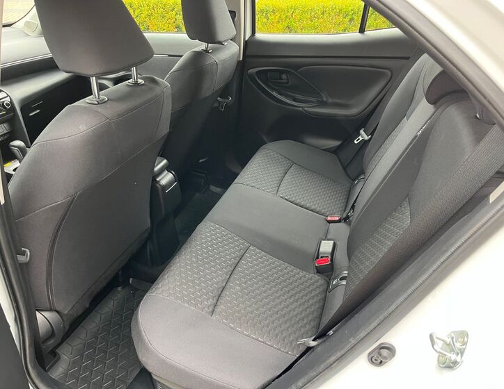 Toyota Yaris Cross 15