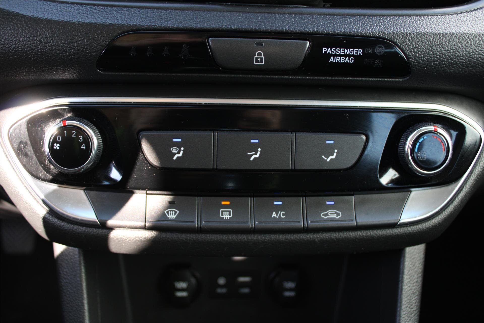 Hyundai i30 Hatchback 998,0 88 kw