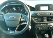 Ford Focus Kombi 999,0 92 kw