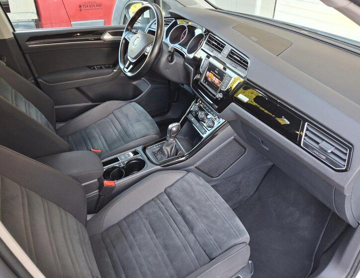 Volkswagen Touran 15
