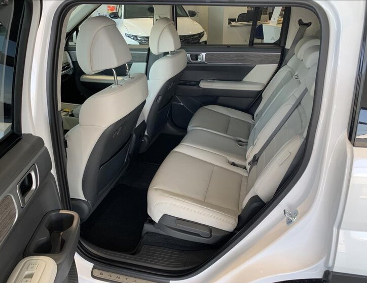 Hyundai Santa Fe SUV / Terénní 1,6 l 158 kw