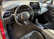 Toyota C-HR SUV / Terénní 1,8 l 72 kw