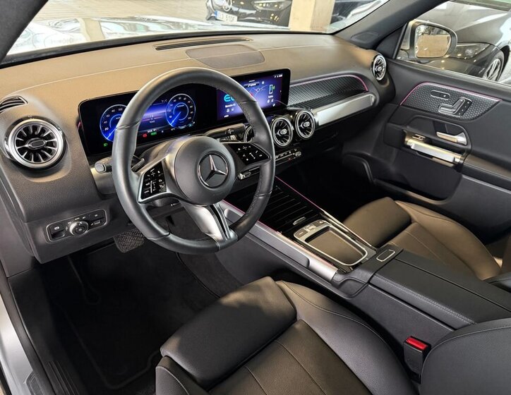 Mercedes-Benz EQB 12