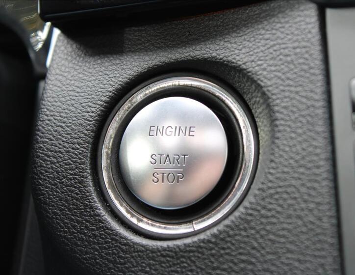 Mercedes-Benz Třídy E 19