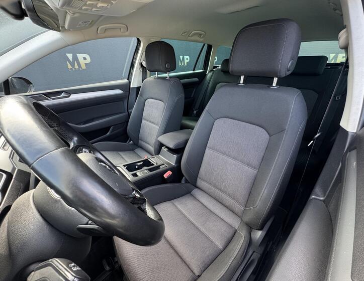 Volkswagen Passat 12