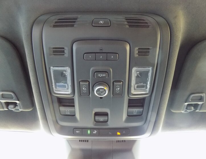 Cadillac Escalade 36