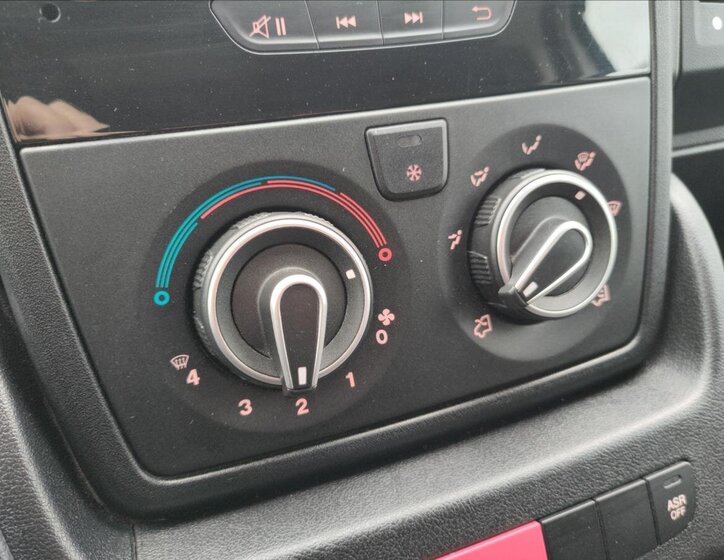 Peugeot Boxer Ostatní 2,2 l 103 kw