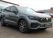 Volkswagen Touareg 3