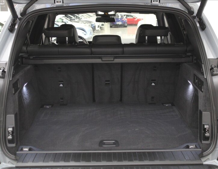 BMW X5 SUV / Terénní 3,0 l 210 kw