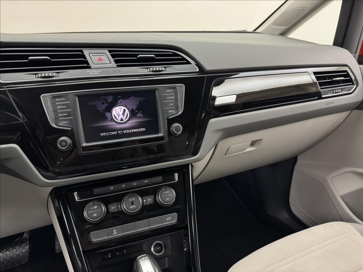 Volkswagen Touran MPV 1,4 l 110 kw